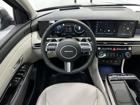 New 2026 Hyundai Tucson Limited image 26