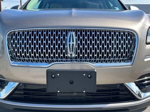 Used 2020 Lincoln Nautilus Reserve FWD image 12
