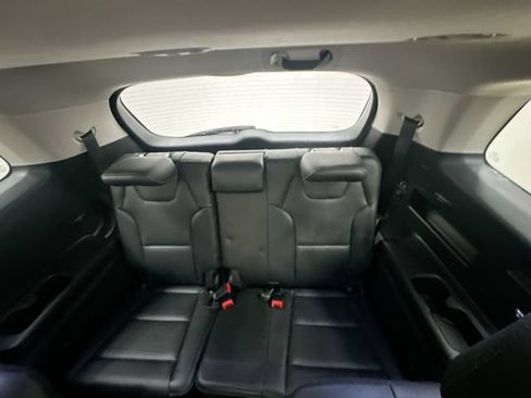 Used 2022 Kia Telluride SX w/ Towing Package AWD/4WD image 27