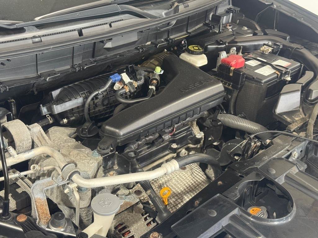 Used 2017 Nissan Rogue SV AWD/4WD image 38