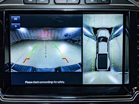 Used 2022 Ford F450 Limited w/ FX4 Off-Road Package image 22