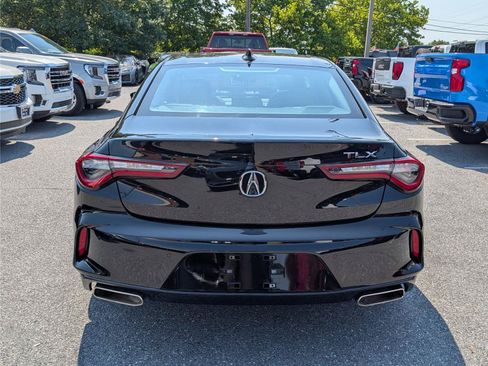 Used 2023 Acura TLX w/ Technology Package FWD image 4