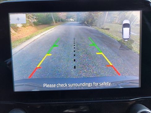 Used 2021 Ford EcoSport SE w/ SE Convenience Package image 27