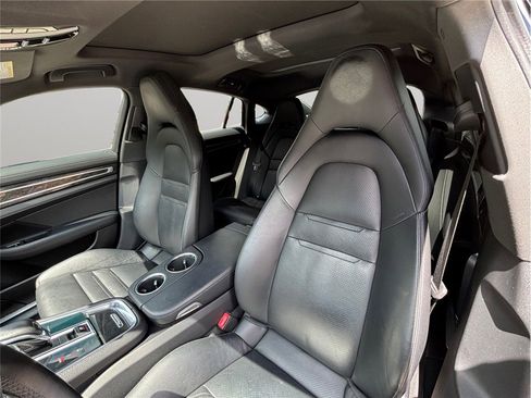 Used 2017 Porsche Panamera 4S image 19