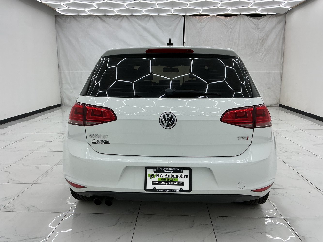 Used 2016 Volkswagen Golf S FWD image 10