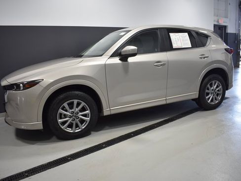 Used 2025 MAZDA CX-5 AWD 2.5 S w/ Preferred Package image 2