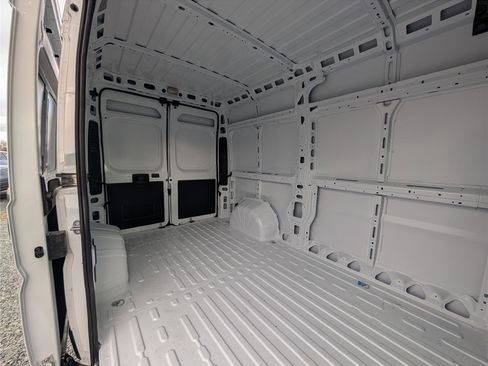 New 2026 RAM ProMaster 2500 w/ Power Group image 8