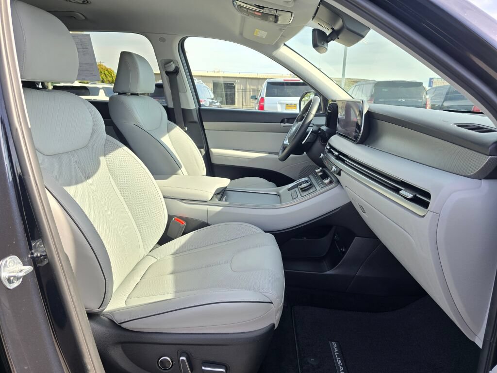 Used 2024 Hyundai Palisade SEL AWD/4WD image 11
