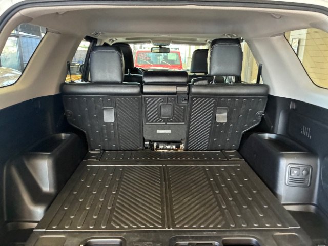 Used 2016 Toyota 4Runner Limited AWD/4WD image 14