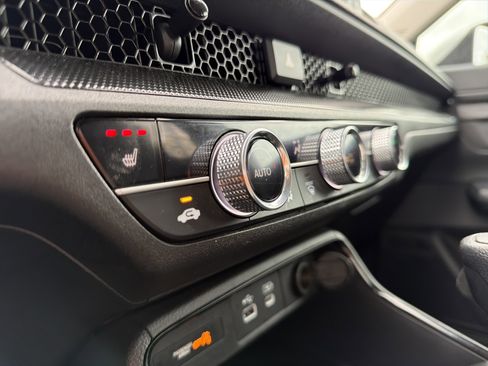 Certified 2025 Honda CR-V EX image 34