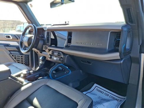 Used 2024 Ford Bronco Wildtrak image 18