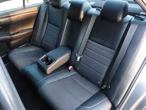 Used 2016 Toyota Camry SE FWD image 24