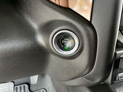 Used 2023 Chevrolet Silverado 2500 High Country w/ LPO, Hitch Package image 28