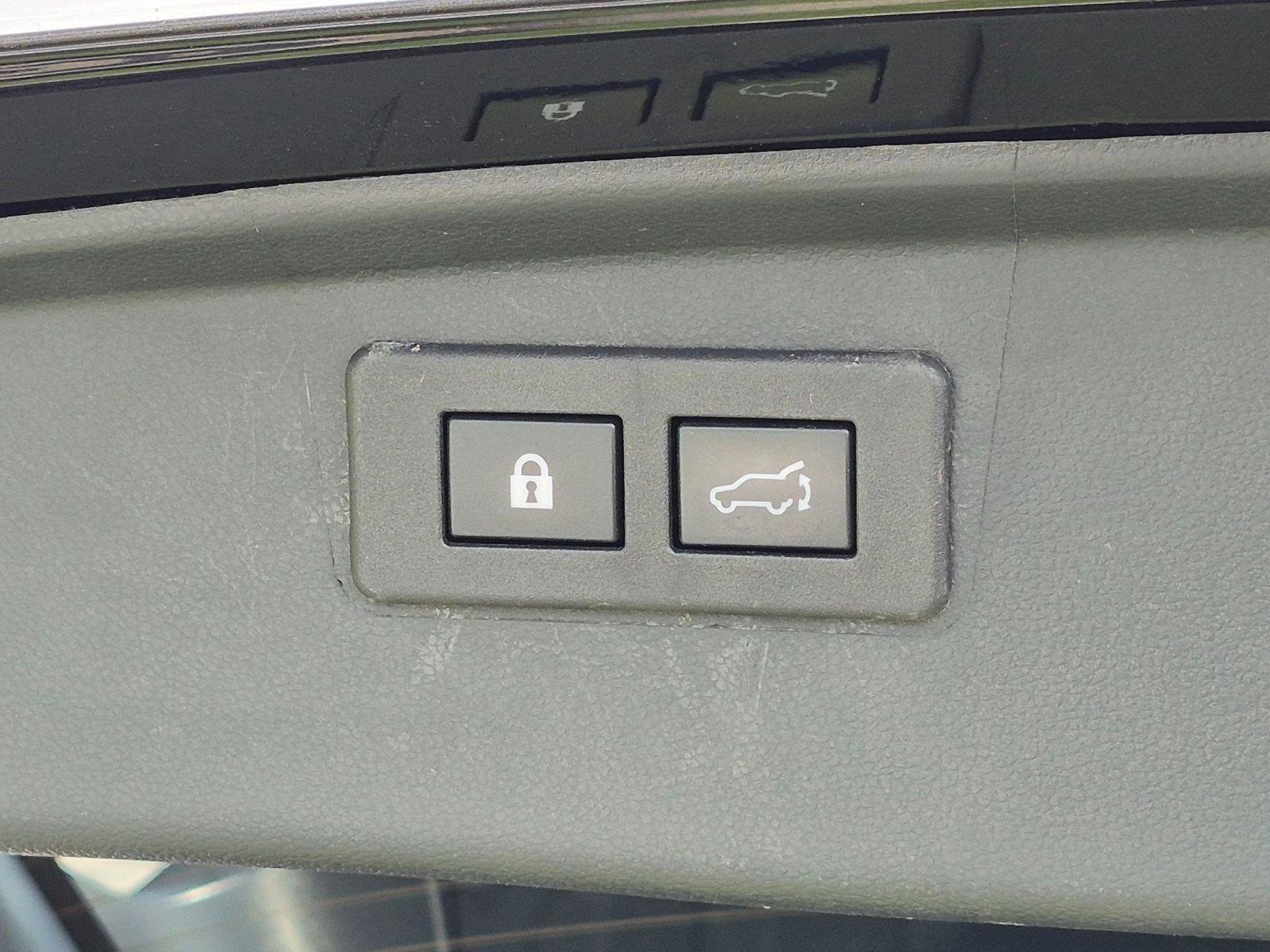 Used 2023 Subaru Outback Touring XT AWD/4WD image 28
