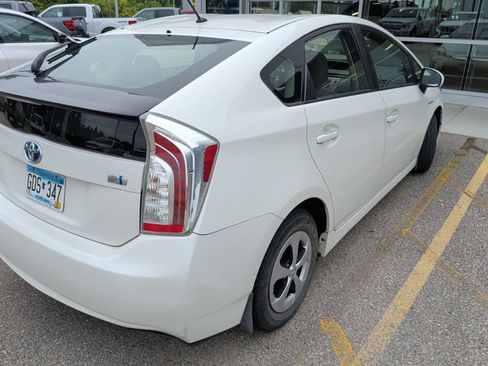 Used 2013 Toyota Prius Two FWD image 4