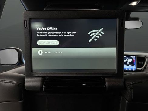 New 2026 Chrysler Pacifica Select image 11