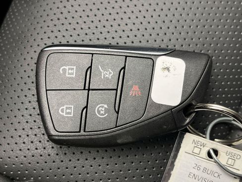 Used 2026 Buick Envision Avenir AWD/4WD image 31