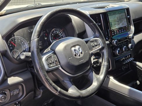 Used 2019 RAM 1500 Big Horn AWD/4WD image 15