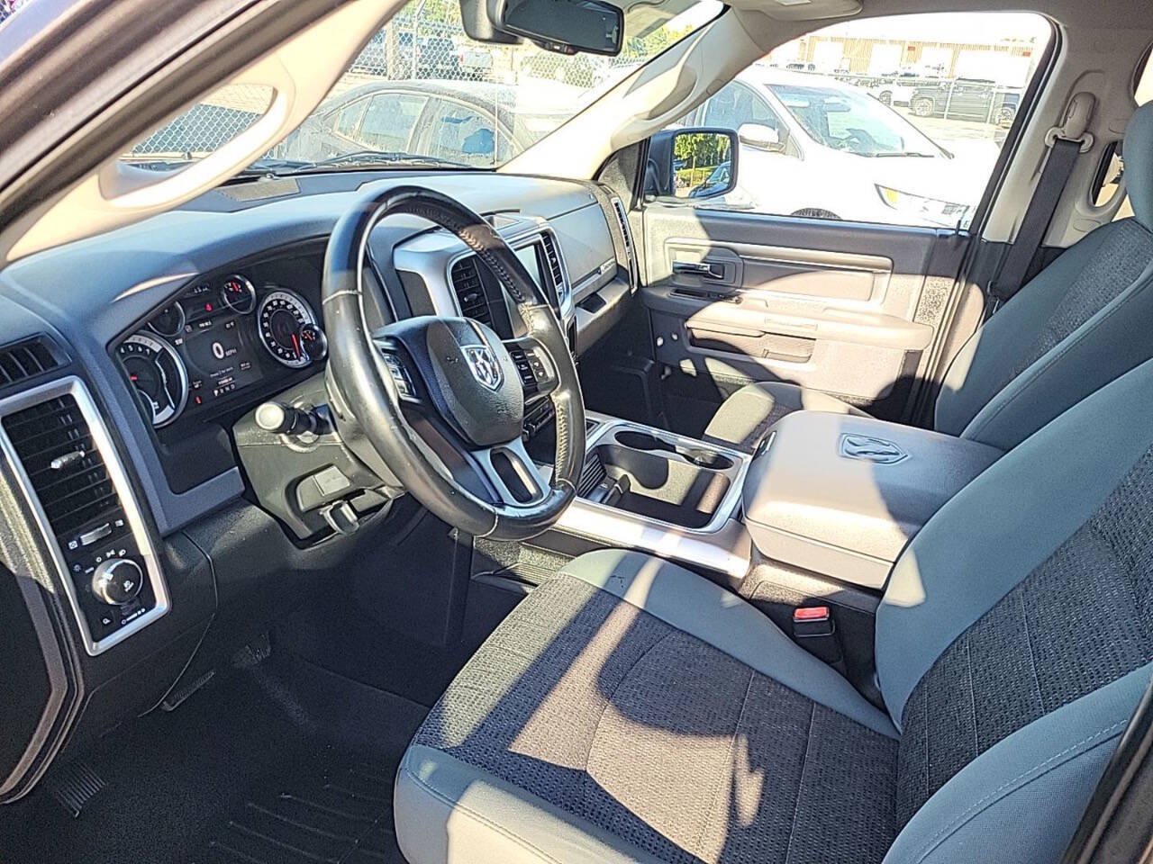 Used 2016 RAM 1500 Big Horn AWD/4WD image 7