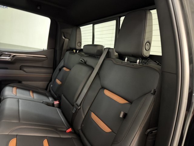 Used 2025 GMC Sierra 1500 AT4 w/ AT4 Premium Package AWD/4WD image 20