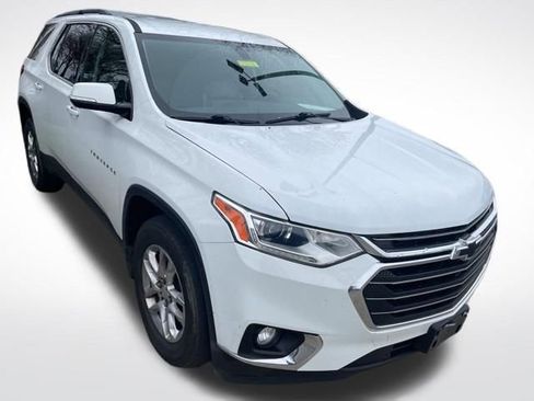 Used 2019 Chevrolet Traverse LT image 1
