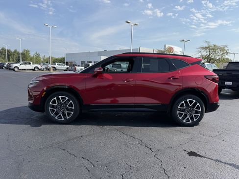 Used 2023 Chevrolet Blazer RS w/ Enhanced Convenience Package AWD/4WD image 4