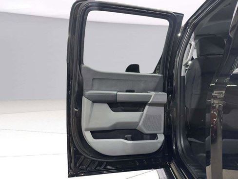Used 2025 Ford F250 XLT AWD/4WD image 43