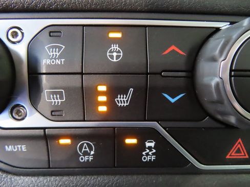 New 2025 Jeep Gladiator Willys image 11