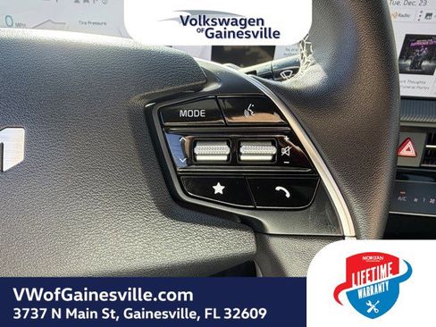 Used 2024 Kia EV6 GT-Line w/ GT-Line White Seat Package image 23