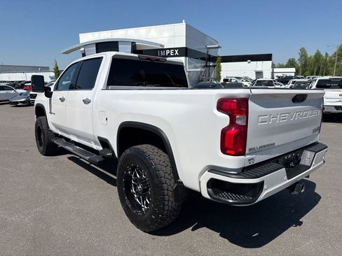 Used 2022 Chevrolet Silverado 3500 High Country w/ Z71 Off-Road Package AWD/4WD image 3