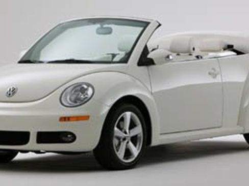 Used 2007 Volkswagen Beetle Triple White Edition FWD image 1
