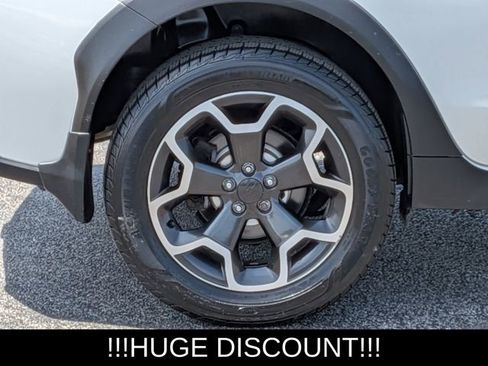 Used 2015 Subaru Crosstrek 2.0i Limited AWD/4WD image 11