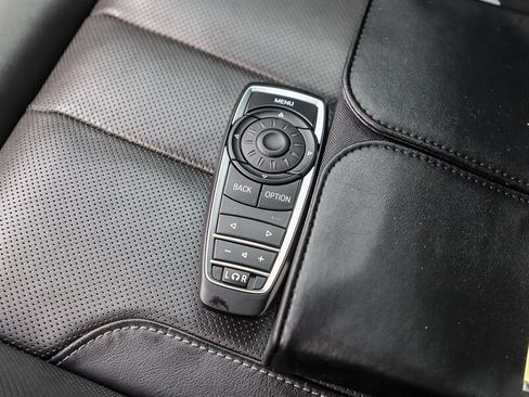 Used 2019 BMW M5 w/ Executive Package image 50