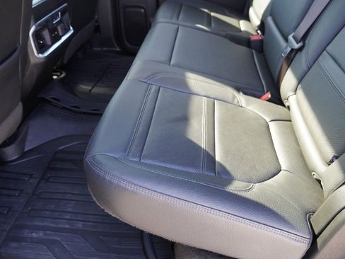 Used 2023 GMC Sierra 2500 Denali w/ Denali Ultimate Package image 35