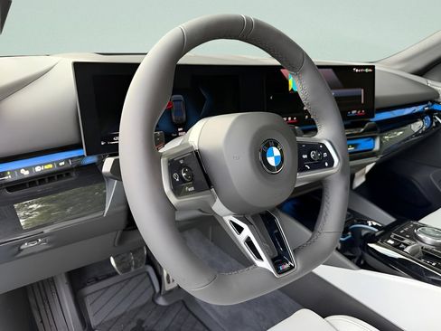 New 2027 BMW 530i xDrive w/ M Sport Package AWD/4WD image 13