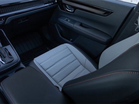 Used 2026 Honda CR-V Sport Touring image 27