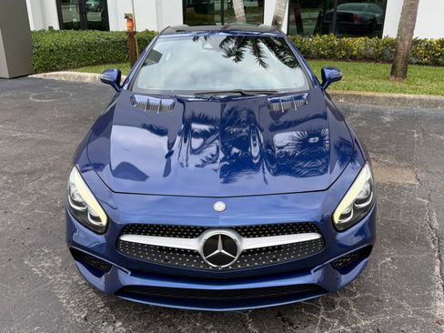 Used 2017 Mercedes-Benz SL 550 image 17
