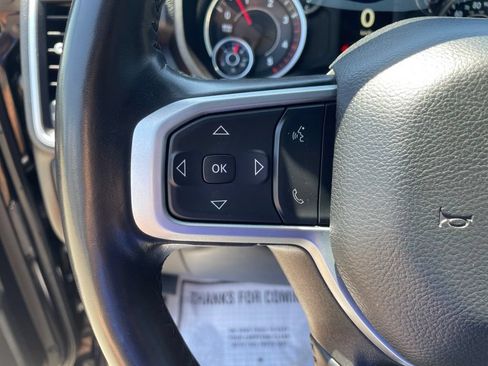 Used 2024 RAM 3500 Big Horn w/ Night Edition AWD/4WD image 18