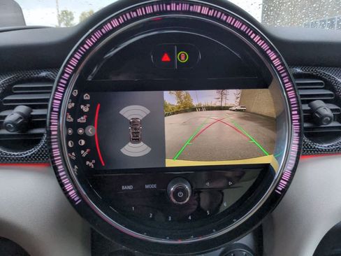 Certified 2022 MINI Cooper S w/ Driver Assistance Package image 28