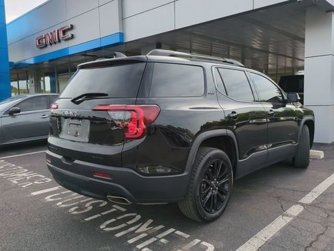 Used 2023 GMC Acadia SLT w/ Elevation Edition image 6