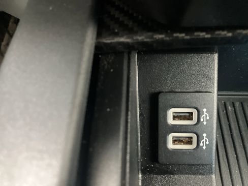 Used 2020 Ford F150 Raptor w/ Equipment Group 802A Luxury image 33