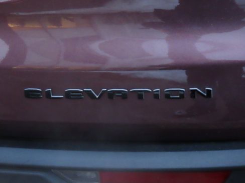 Used 2025 GMC Acadia Elevation w/ Elevation Premium Package image 17