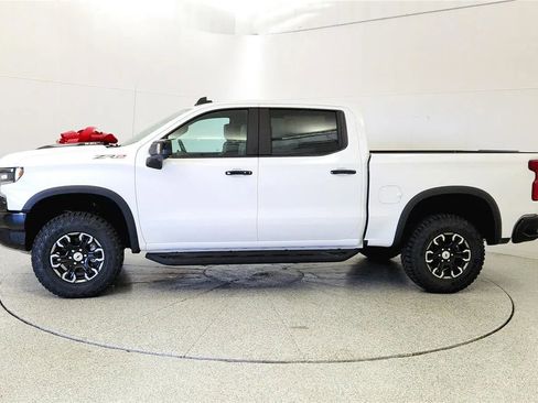 New 2026 Chevrolet Silverado 1500 ZR2 AWD/4WD image 4