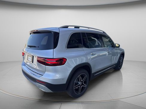 New 2026 Mercedes-Benz GLB 250 image 6
