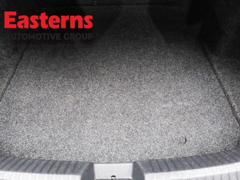 Used 2024 Volkswagen Jetta SE image 9