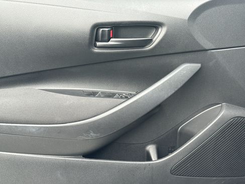 Used 2023 Toyota Corolla LE FWD image 13