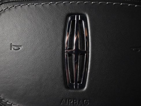 New 2025 Lincoln Navigator Reserve w/ Jet Appearance Package image 34