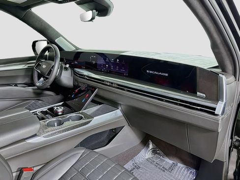 Used 2025 Cadillac Escalade V w/ LPO, Floor Liner Package AWD/4WD image 32