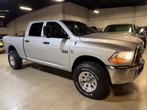Used 2012 RAM 2500 ST w/ Chrome Appearance Group AWD/4WD image 40