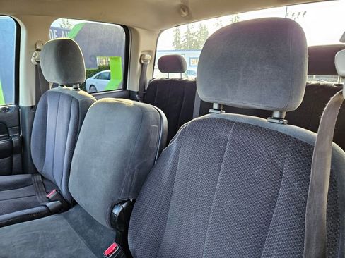 Used 2004 Dodge Ram 1500 Truck SLT image 12